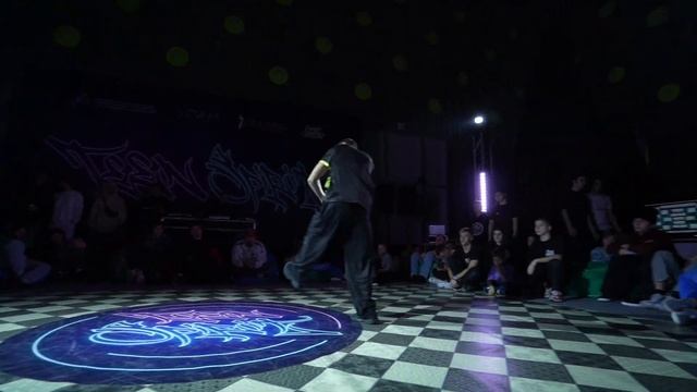 Юпитер vs Niki Rock / TOP 16 / BEST BBOY PRO / TEEN SPIRIT смотреть онлайн