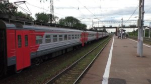 Электропоезд ЭД4М-0421 станция Белые Столбы