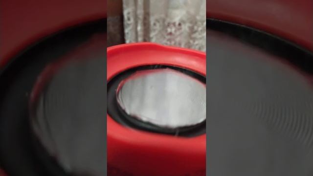 Бас тест колонки Jbl Charge 4 (не оригінал/копія). смотреть онлайн