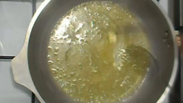 Шашлык из говядины на сковороде! Нежное сочное мясо! смотреть онлайн