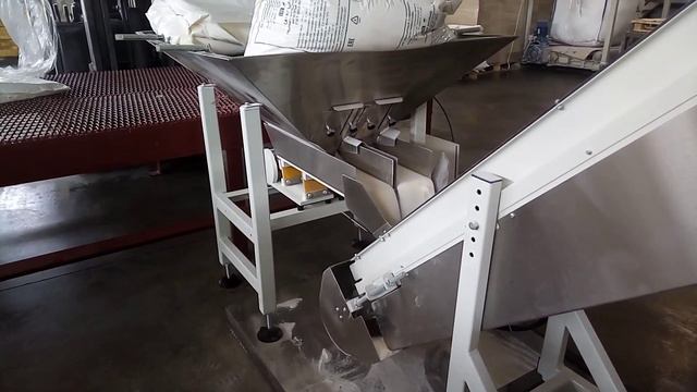 Упаковка Сахара в пакет Брикет смотреть онлайн