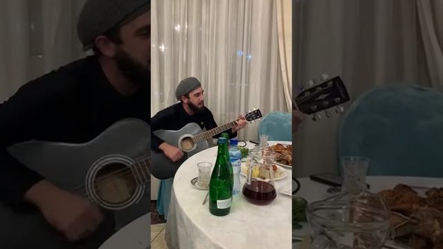 Адам Мунашев - Небо над землей! Чеченский вариант смотреть онлайн