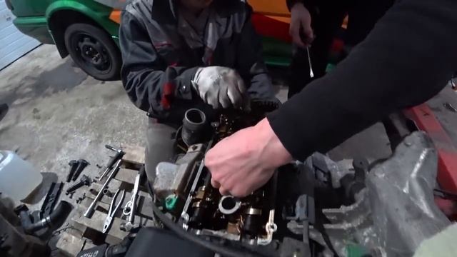 ВСКРЫЛИ МОТОР А ТАМ... смотреть онлайн