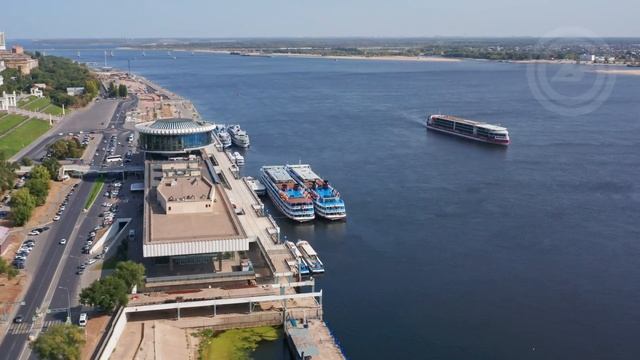 Теплоход Мустай Карим в Волгограде смотреть онлайн