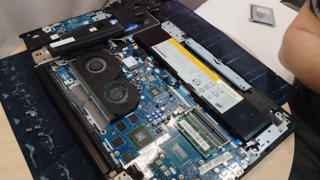 Ноутбук LENOVO Y70-70/не включается, не видит видеокарту, северный порт.