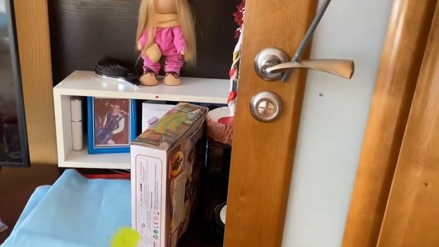 Николь и Паук смотреть онлайн