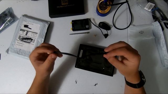 TinySA (Budget Spectrum Analyzer) Unboxing/Quick Look смотреть онлайн