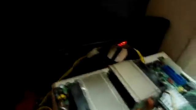 Iwill DNS-SATA (displaying no video signal) смотреть онлайн