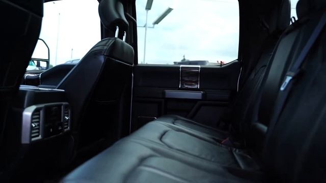 2017 Ford F-450 Platinum Dually 4x4 смотреть онлайн