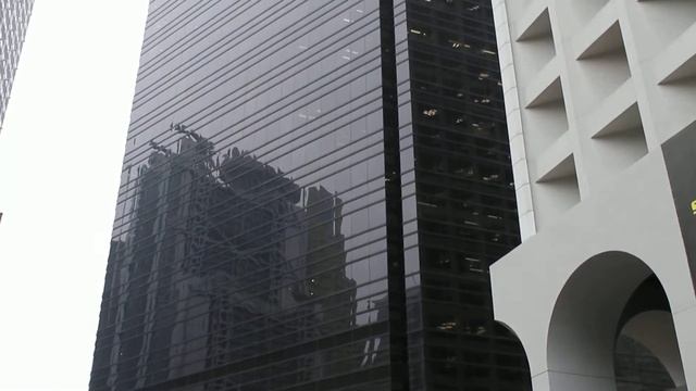 Black Glass Skyscraper Hong Kong / Небоскреб из черного стекла