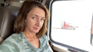 Сломала поворотник. И починила. Катаюсь по востоку США. Будни дальнобойщицы