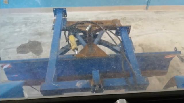 Отвал на заднюю навеску. Универсал.каркас от щетки. впервые такое изобрел. таковых невидал. смотреть онлайн