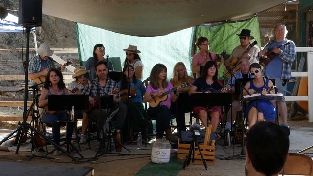 Where Is My Mind - Ukelele Orchestra of the Western Hemisphere смотреть онлайн