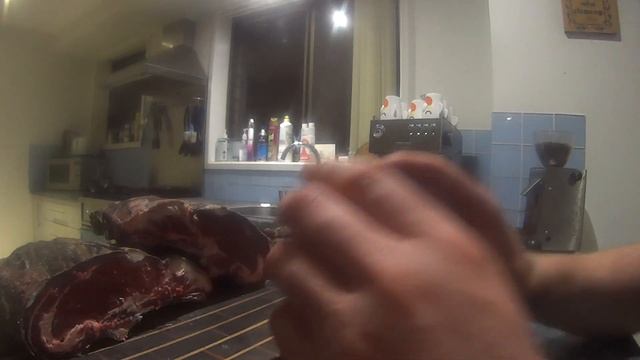 Dry Age Battle: Umai Bag Vs Dry Age Fridge смотреть онлайн