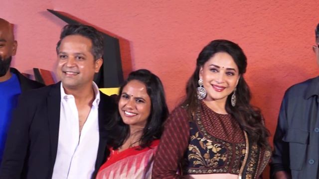 Madhuri Dixit, Simone Singh, At The Grand Trailer Launch Of Amazon Original Movie Maja Ma смотреть онлайн