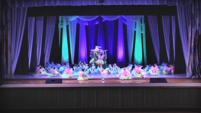 Народный ансамбль танца "Юность" - Сказочный лес смотреть онлайн