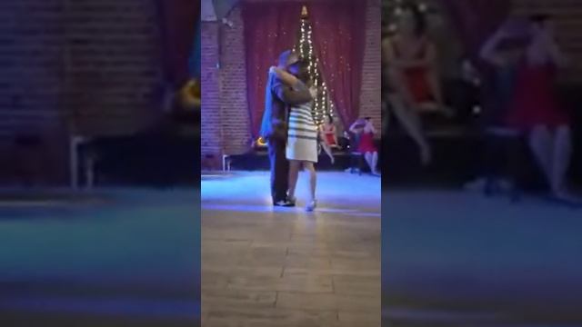 Танец именинницы Лисичкиной Саши. смотреть онлайн