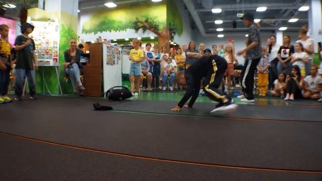 Rhythmic Warrior (Аэро Парк )бумеранг 2022 смотреть онлайн
