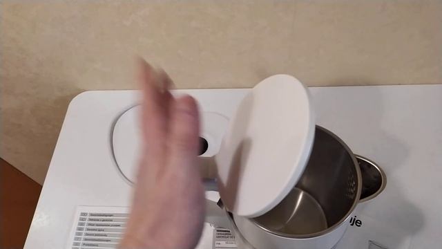 Обзор электрического чайника Gorenje K15DWW смотреть онлайн