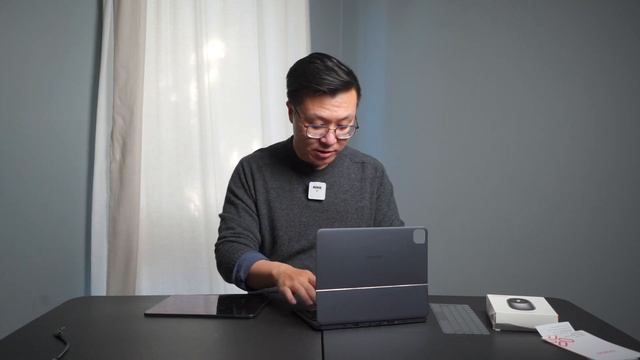 iPad Pro 妙控键盘平替！doqo豆蔻蓝牙键鼠开箱 смотреть онлайн