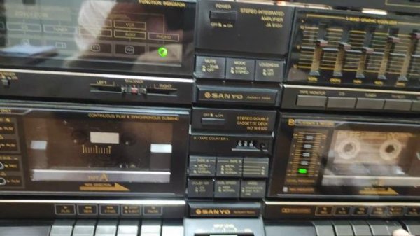 Музыкальный центр Sanyo 6100