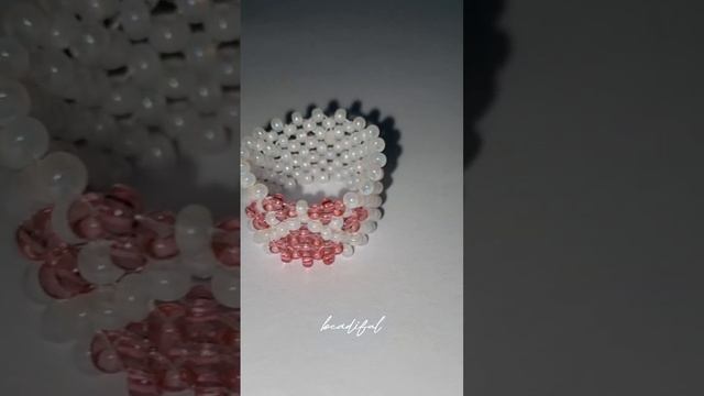 схема на кольцо с лапкой из бисера #бисер #кольцо #бисероплетение #beads #ring смотреть онлайн