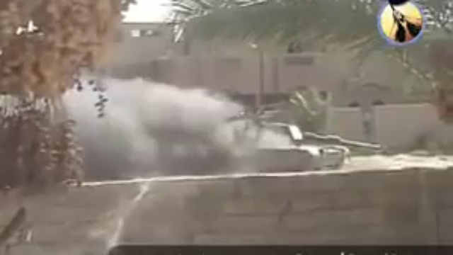 Взрыв боекомплекта в М1А2 "Абрамс". Ирак 2003 г. смотреть онлайн