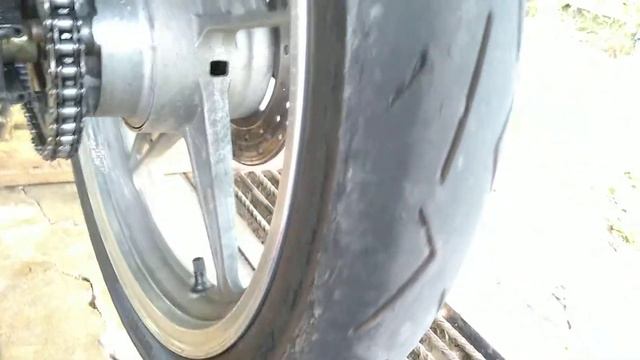 Suhu tayar Pirelli diablo rosso corsa 2 90/80-17 смотреть онлайн