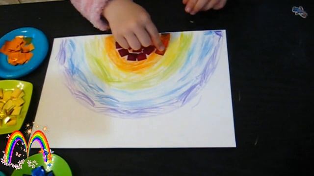 РАДУГА витраж / Аппликация из цветной бумаги для детей / Весенние поделки смотреть онлайн