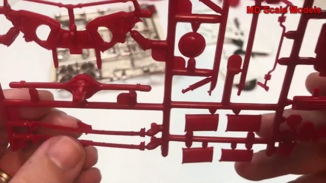 Monogram 1:24 1953 Chevrolet Corvette Kit Review смотреть онлайн