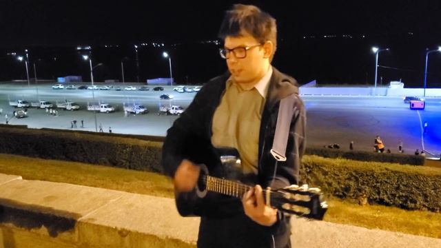 Арнольд Миллер уличный музыкант Прощание Славянки, Всё идёт по плану, Русь смотреть онлайн
