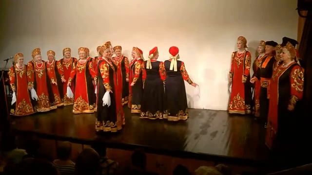 Хор "Московия" - "Мы кадрили не забыли". смотреть онлайн