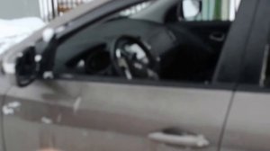 Hyundai ix35. Доводчик стекол и зеркал