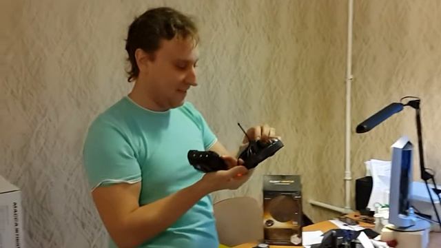 Летающий диск «Magic UFO» с контроллером вращения смотреть онлайн
