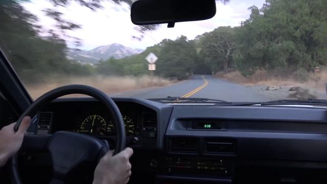 Best Sounding Engine! 4AGE Twin Cam Toyota Corolla FX-16 GTS смотреть онлайн