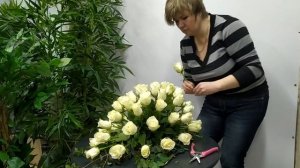 Мастер класс: Как сделать композицию на гроб из цветов /How to make a funeral arrangement of flower