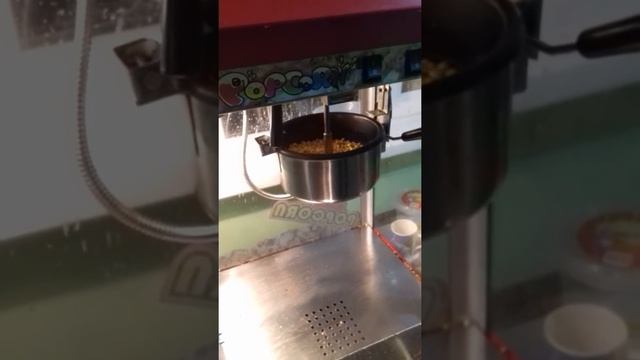 Купил аппарат для попкорна смотреть онлайн