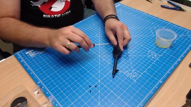 Build the Ghostbusters Ecto-1 - Part 30 - Right Axle and Brake Drums смотреть онлайн