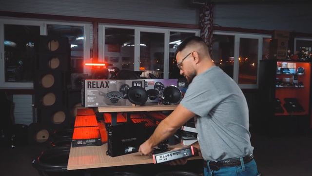 SQ Комплект акустики для тебя! Фронт и саб с минимальными вмешательствами в твое авто!