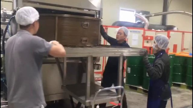 fruit and vegetable crispy vacuum frying machine смотреть онлайн