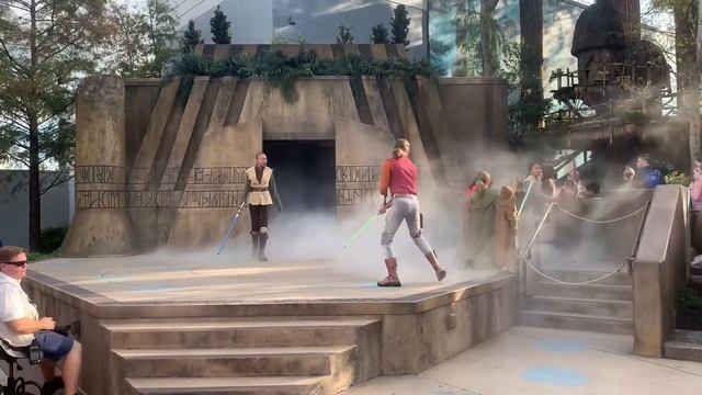 Disney’s Hollywood Studios: Jedi Training: Trials of the Temple смотреть онлайн