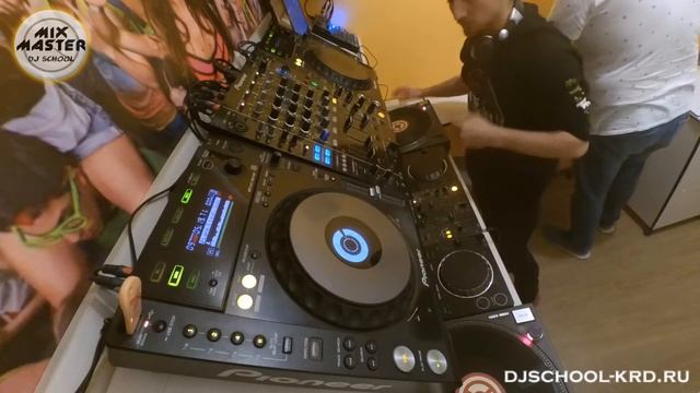 Молчанов Александр PRO в Mix Master Школа диджеинга Краснодара dj курсы #mixmasterkrd смотреть онлайн
