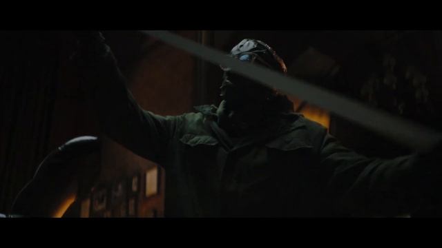 The Batman (2004) Theme Song (Battinson Edition) смотреть онлайн