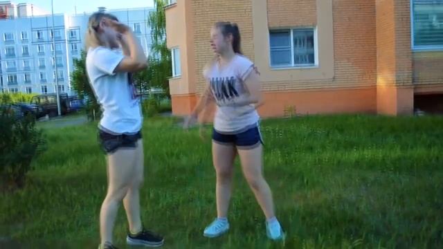 ГИМНАСТКА и ЧЕРЛИДЕР ПРОБУЮТ ЙОГУ ЧЕЛЛЕНДЖ | THE YOGA CHALLENGE #2019 смотреть онлайн