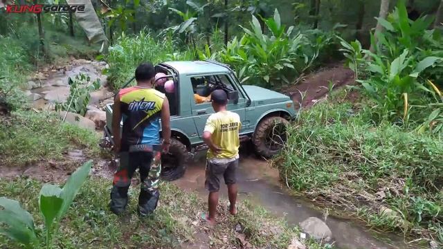 Offroad JIMNY Sabrang Kali Alas Putuk || Offroad 4x4 смотреть онлайн