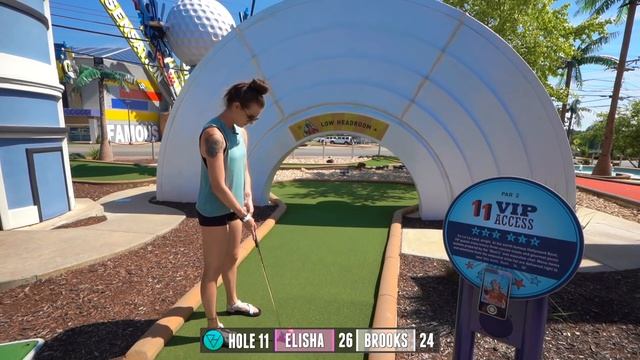 The World's Largest Skee-Ball Mini Golf Hole?! смотреть онлайн