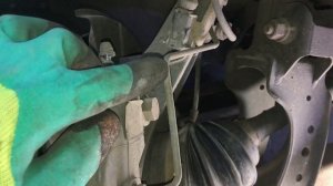 Причем тут электроручник?! Замена тормозных колодок и дисков на Фольксваген Туарег #Туарег #тормоза