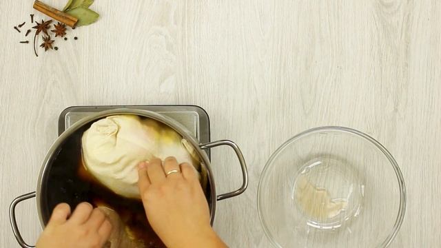 Как готовить корейское блюдо Чокпаль (Jokbal) смотреть онлайн