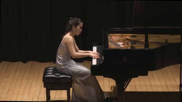 Younggyo Lee plays Mozart Piano Sonata in B flat K. 570 (made by SiMon) смотреть онлайн
