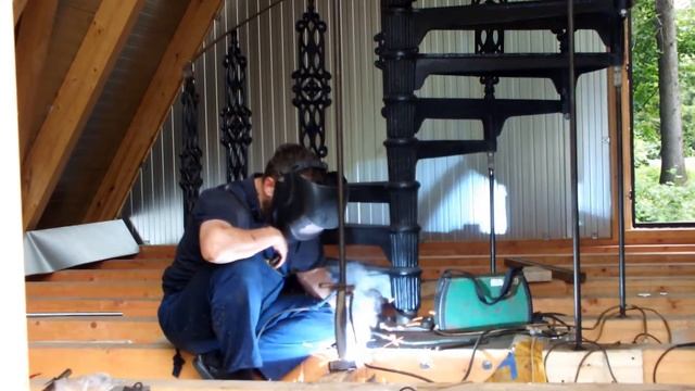 Монтаж старинной чугунной лестницы смотреть онлайн